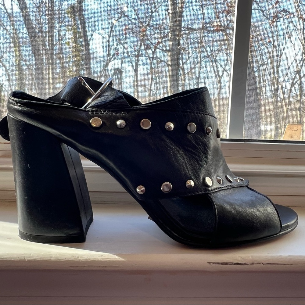 Topshop 6.5 black sandals with studs and low thick heel.